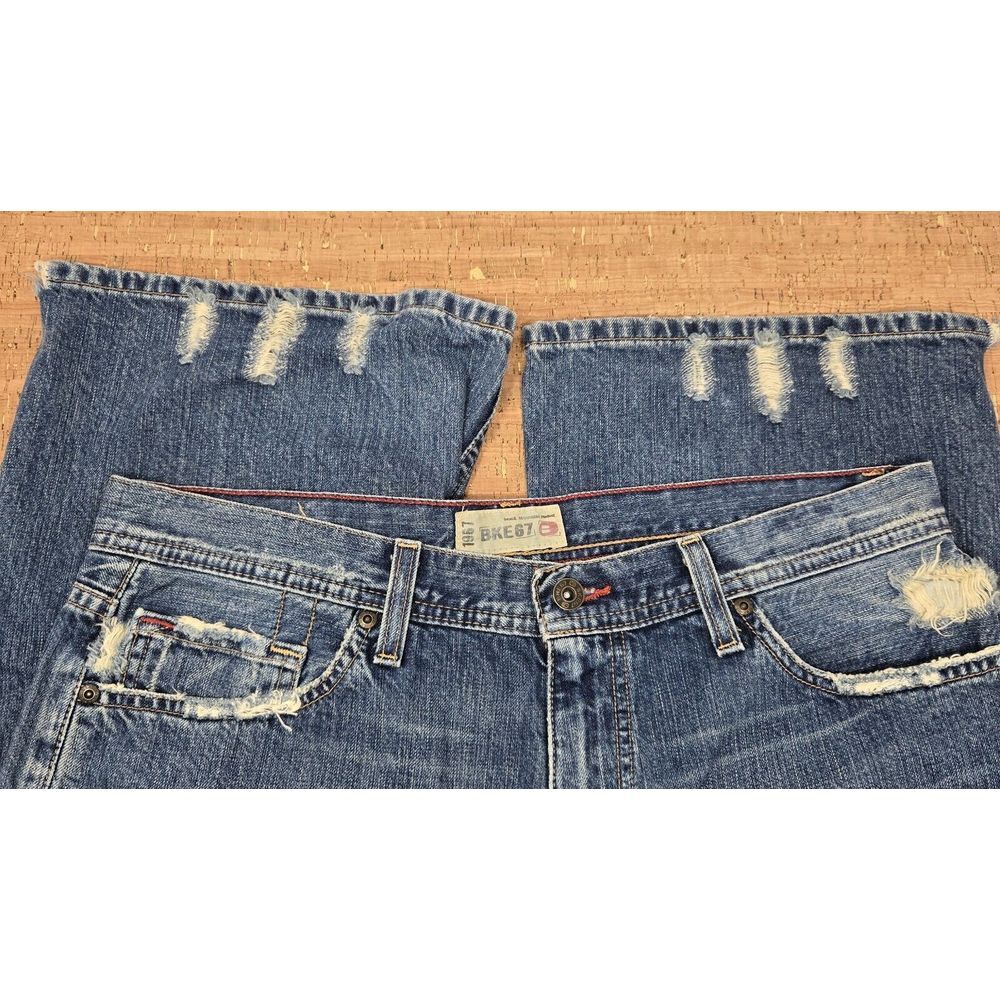 BKE Buckle Jeans Mens 34x33 Marshall Distressed Blue Straight Leg Boot Cut - Picture 8 of 12
